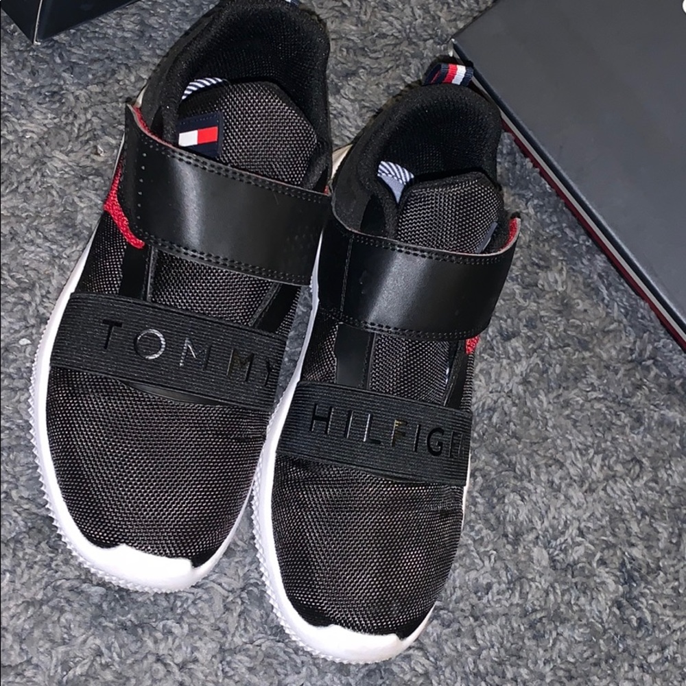 Tommy Hilfiger strap sneakers